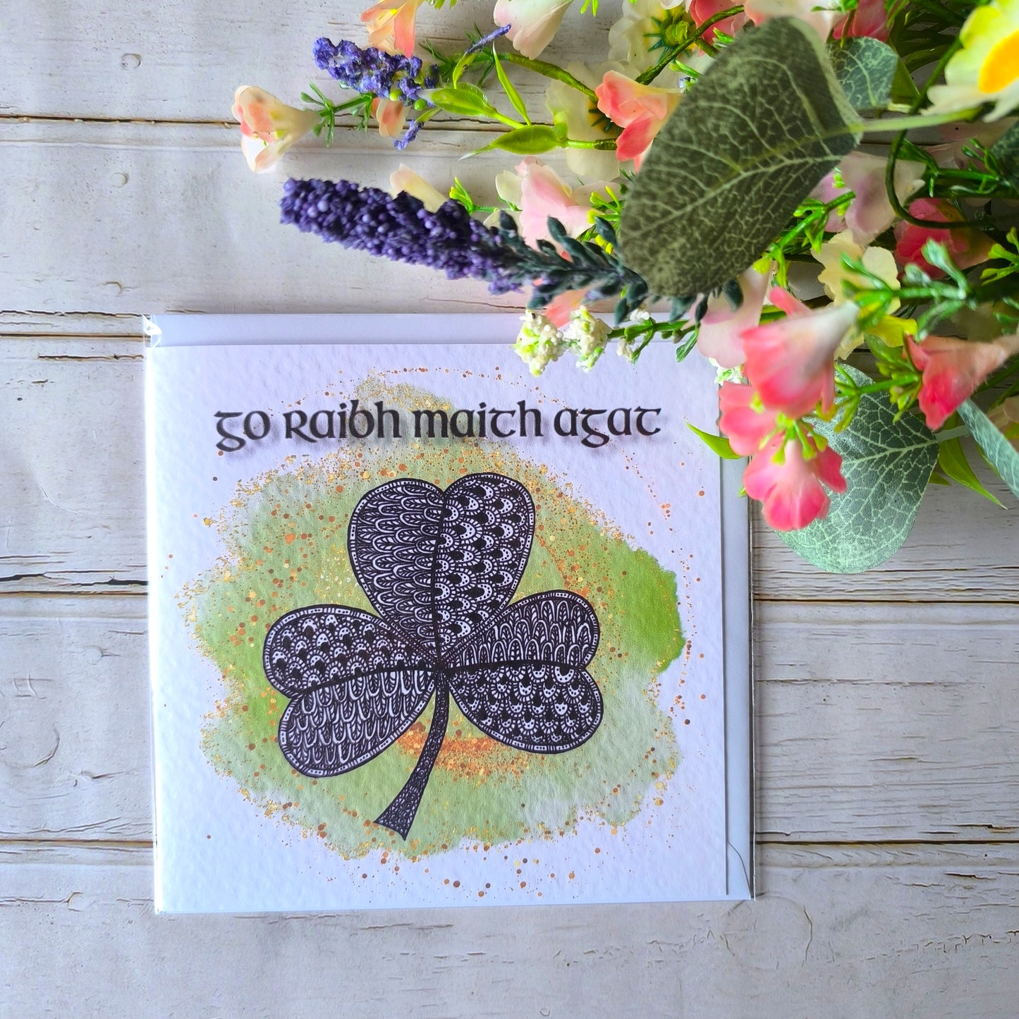 (a) Go Raibh Maith Agat Shamrock Card